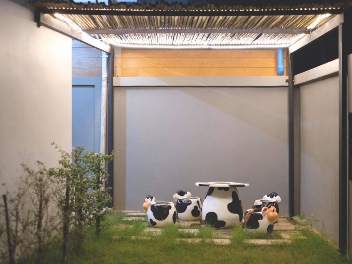 บ้านคุณพระ แอท โกเตง Surat Thani Exteriör bild